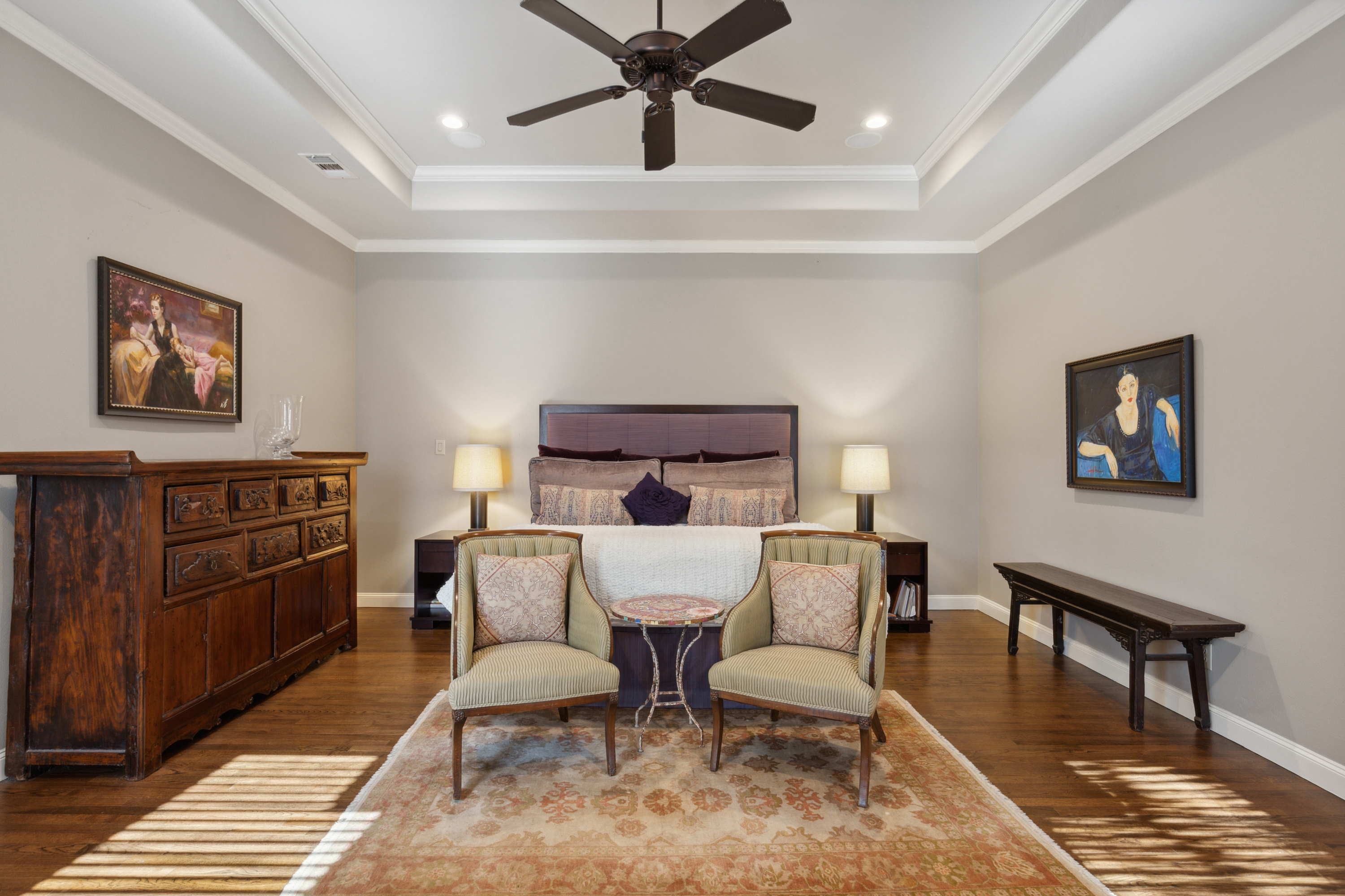 8411 Midway Road Dallas, TX 75209 - Photo 18 of 29 a view of a livingroom with furniture