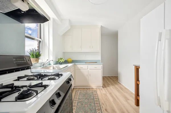 $565,000 | 35-50 85th Street, Unit 9E | Jackson Heights