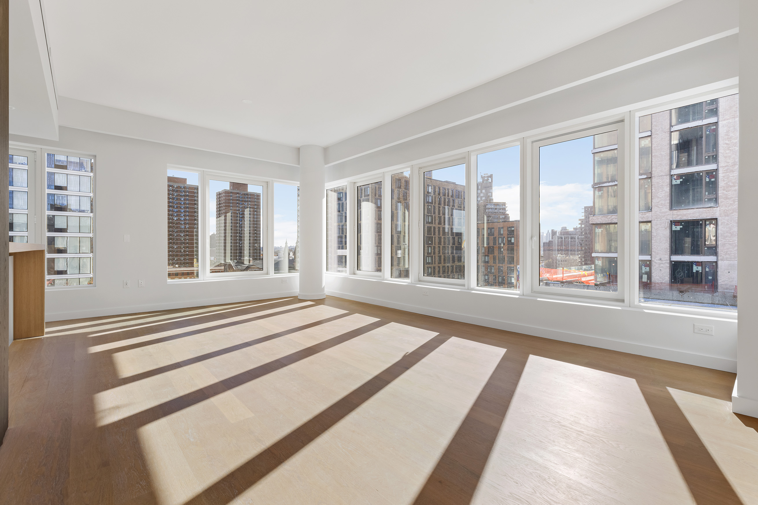 202 Broome Street, Unit 8M Manhattan, NY 10002 - Photo 4 of 18