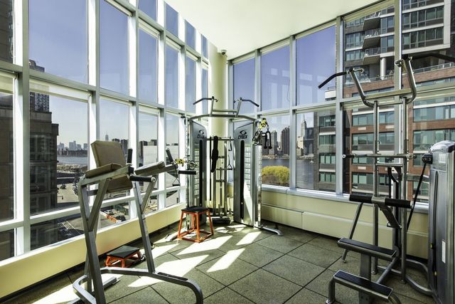 46-30 Center Boulevard, Unit 406 Queens, NY 11109 - Photo 12 of 19