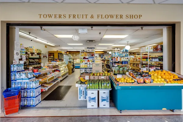 $450,000 | 27110 Grand Central Parkway, Unit 26A | Floral Park