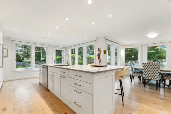 $2,300,000 | 50 Surfside Lane, Quincy, MA 02171