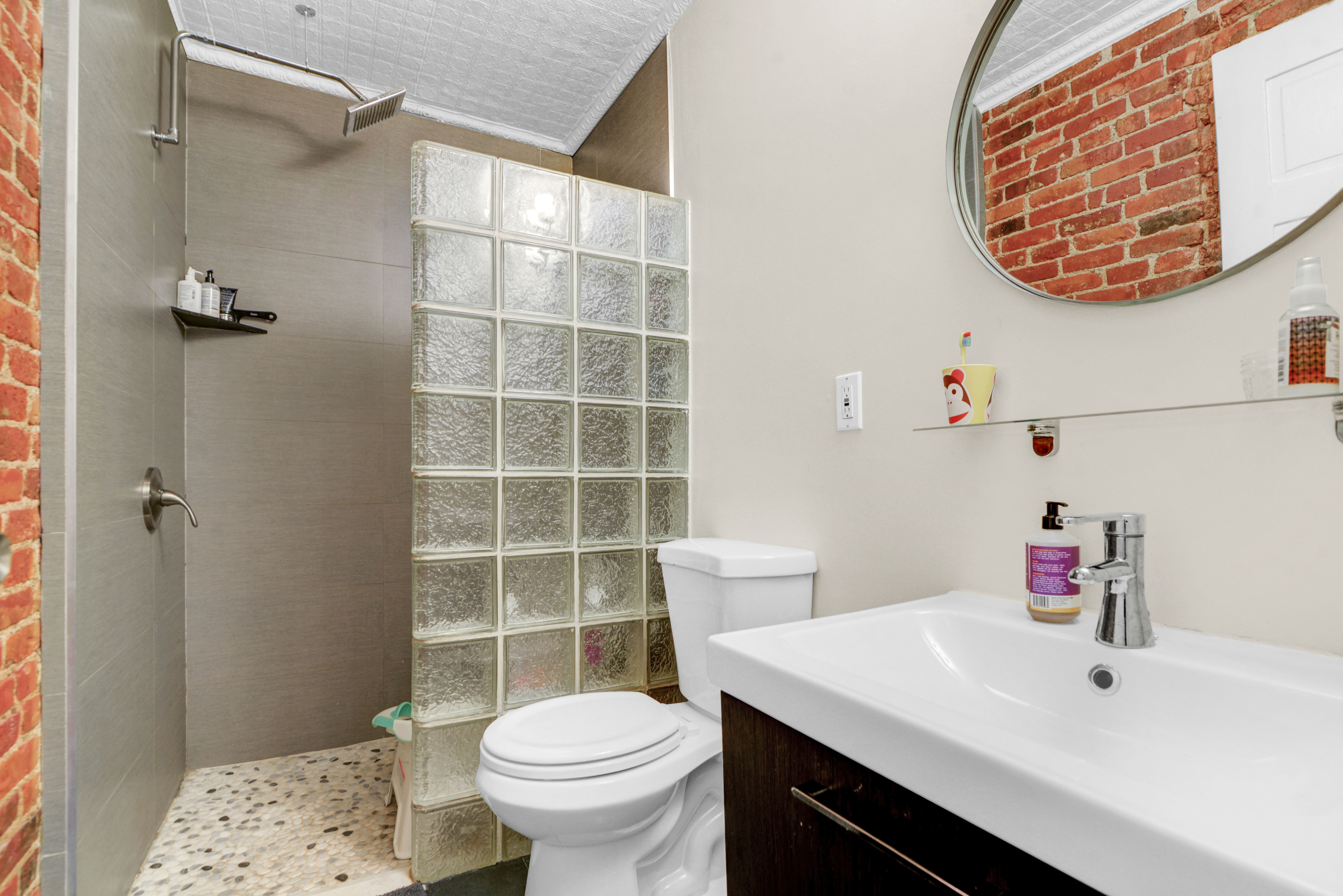 452 Bainbridge Street Brooklyn, NY 11233 - Photo 11 of 33