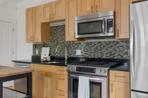Contact Agent | 19 Tremont Street, Unit 3, Cambridge, MA 02139