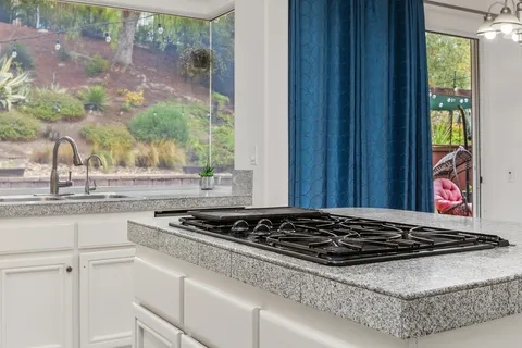 $1,379,000 | 13847 Carmel Ridge Road, San Diego, CA 92128