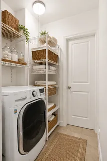 $640,000 | 166 East 63rd Street, Unit 8L | Lenox Hill