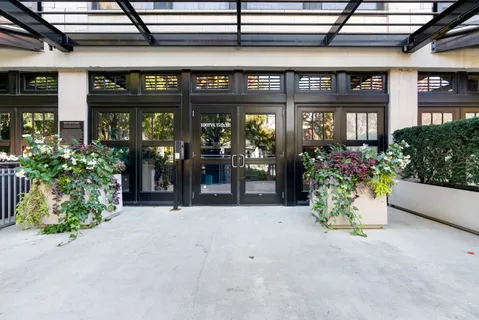 $399,000 | 1001 West 15th Street, Unit 318, Chicago, IL 60608