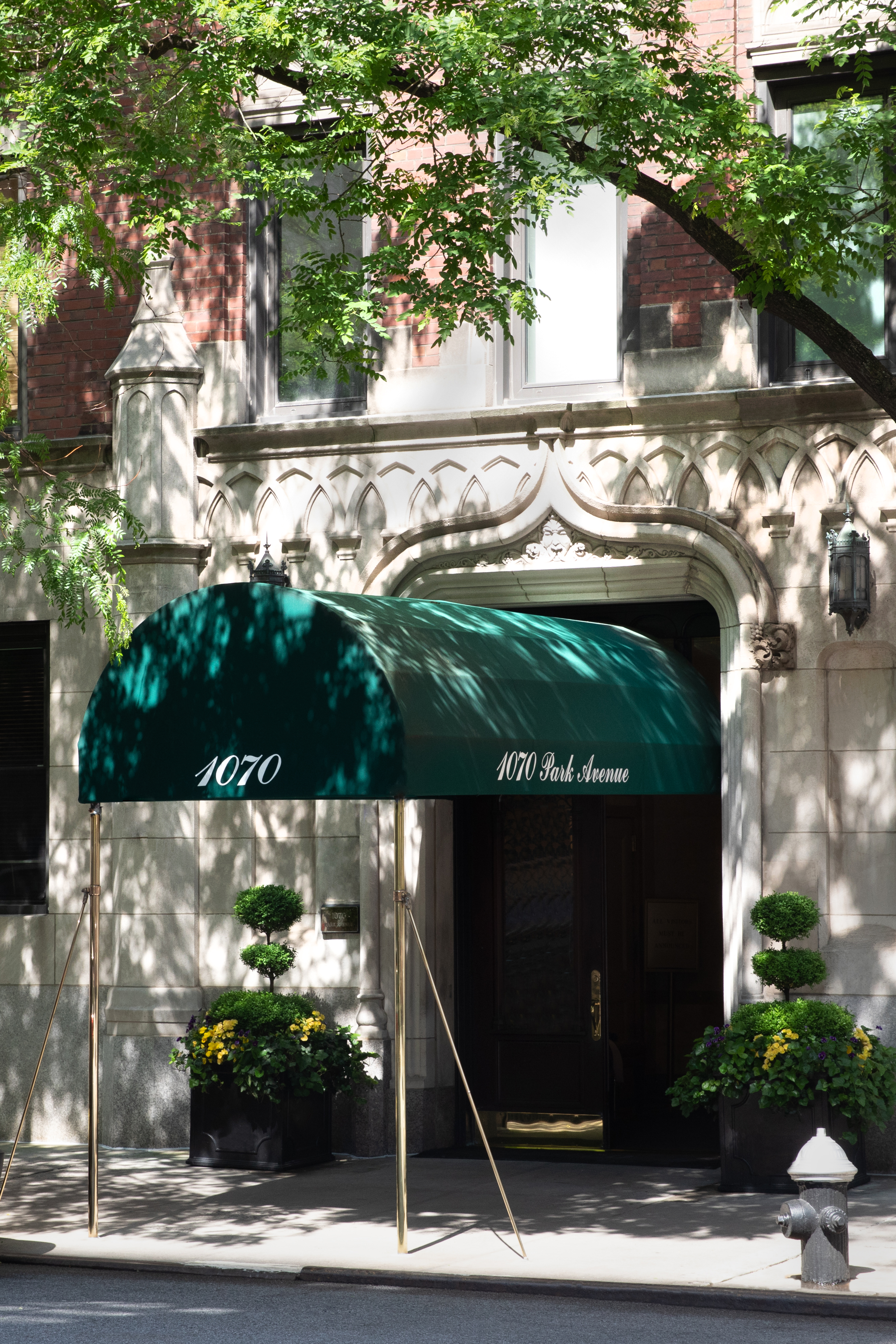 1070 Park Avenue, Unit PHE Manhattan, NY 10128 - Photo 13 of 14 a view of street from a balcony