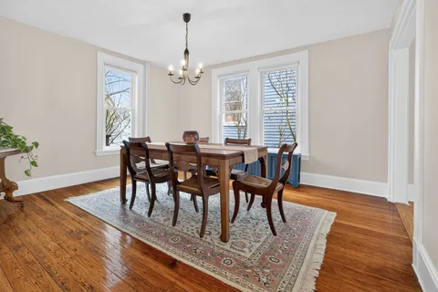 Contact Agent | 146 Poplar Street, Boston, MA 02131