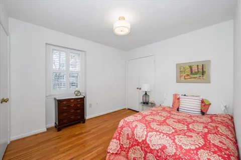 Contact Agent | 14 South Duke Street, Rockville, MD 20850
