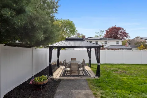 Contact Agent | 55 Thistle Street, Lynn, MA 01905