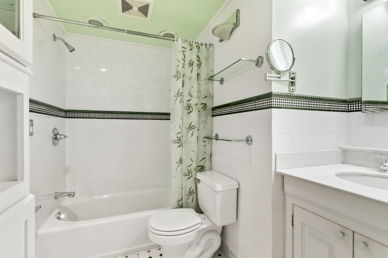 2166 Broadway, Unit 10A Manhattan, NY 10024 - Photo 8 of 10