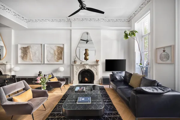 $12,000 | 66 West 11th Street, Unit PARLOR | Greenwich Village