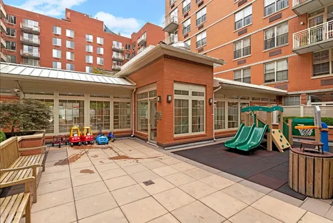 $950,000 | 313 West 119th Street, Unit 4E | Harlem
