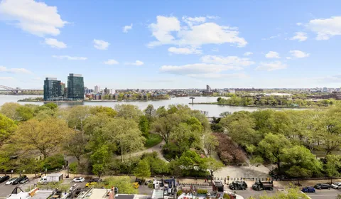 $2,995,000 | 535 East 86th Street, Unit 16F | Upper East Side