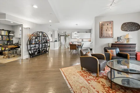 $1,100,000 | 3625 Oxford Avenue, Unit 7C | Central Riverdale