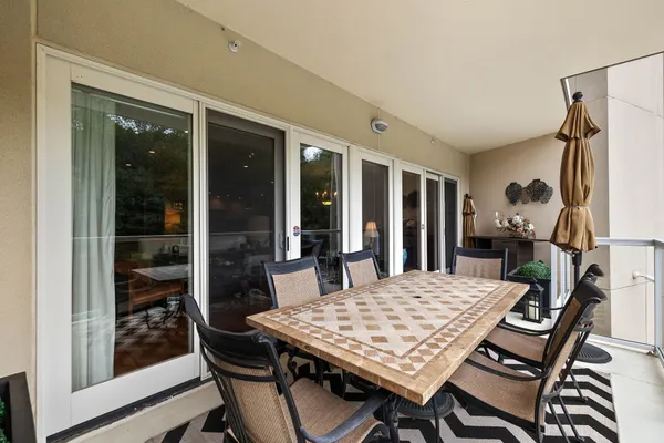 $995,000 | 1702 North Park Drive, Unit 25, Wilmington, DE 19806