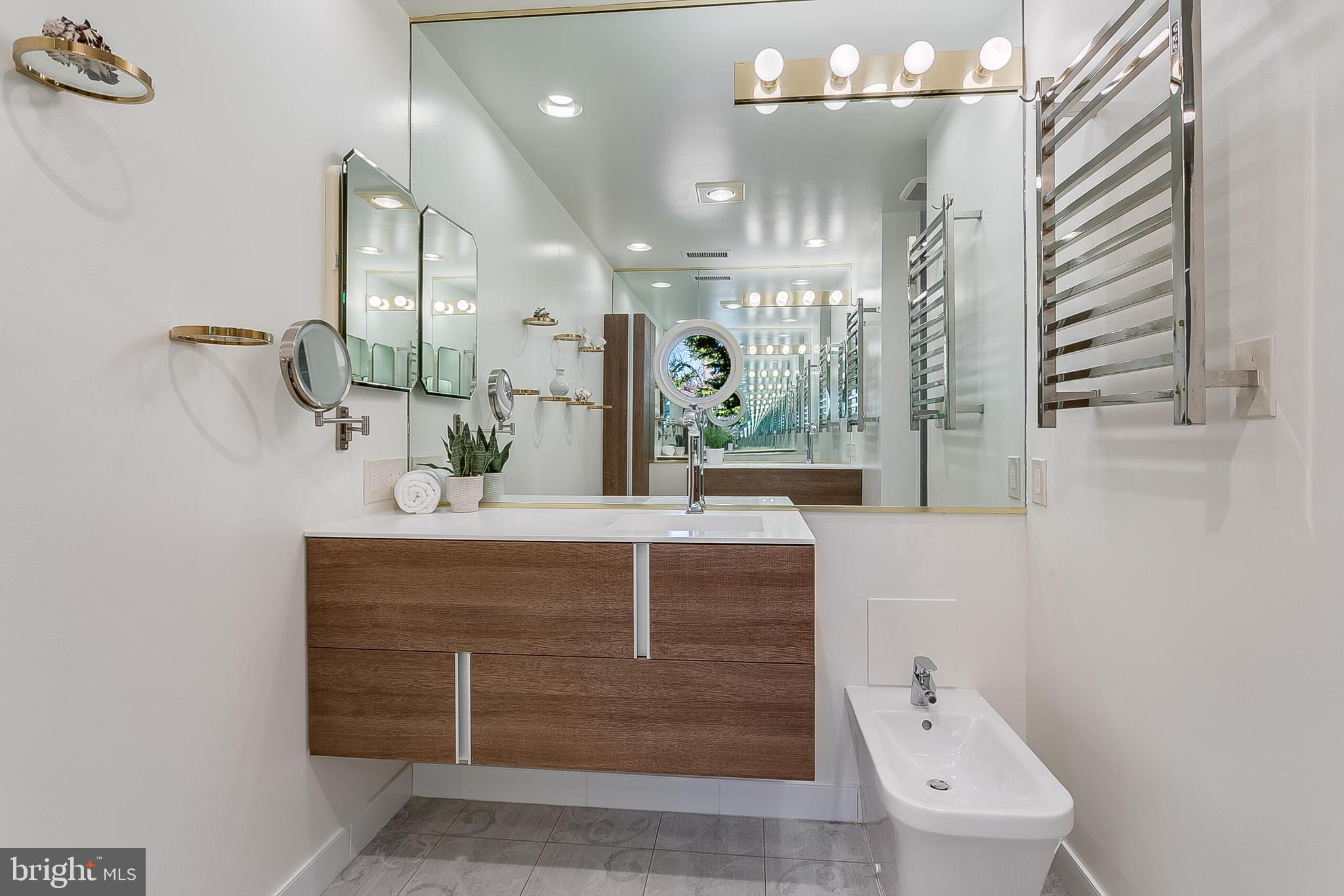 4709 Foxhall Crescent Northwest Washington, DC 20007 - Photo 31 of 57