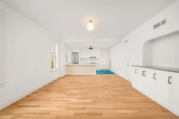 $3,500 | 68-22 Forest Avenue, Unit 2F | Ridgewood