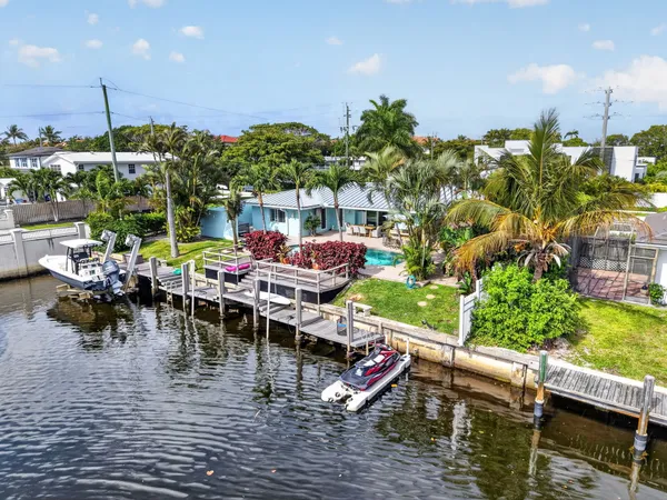 $2,000,000 | 5800 Northeast 7th Avenue, Boca Raton, FL 33487