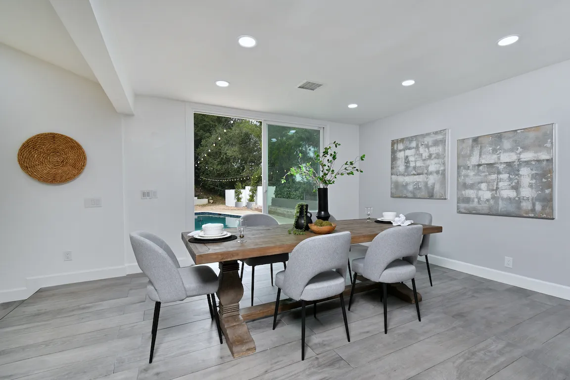 $2,599,000 | 4053 Harclare Lane, Encino, CA 91436