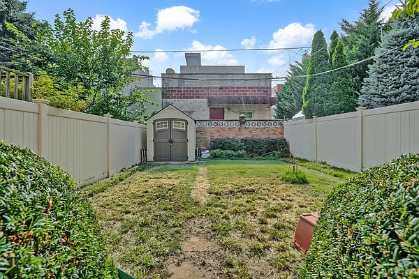 181 Eckford Street Brooklyn, NY 11222 - Photo 3 of 6 a view of a backyard