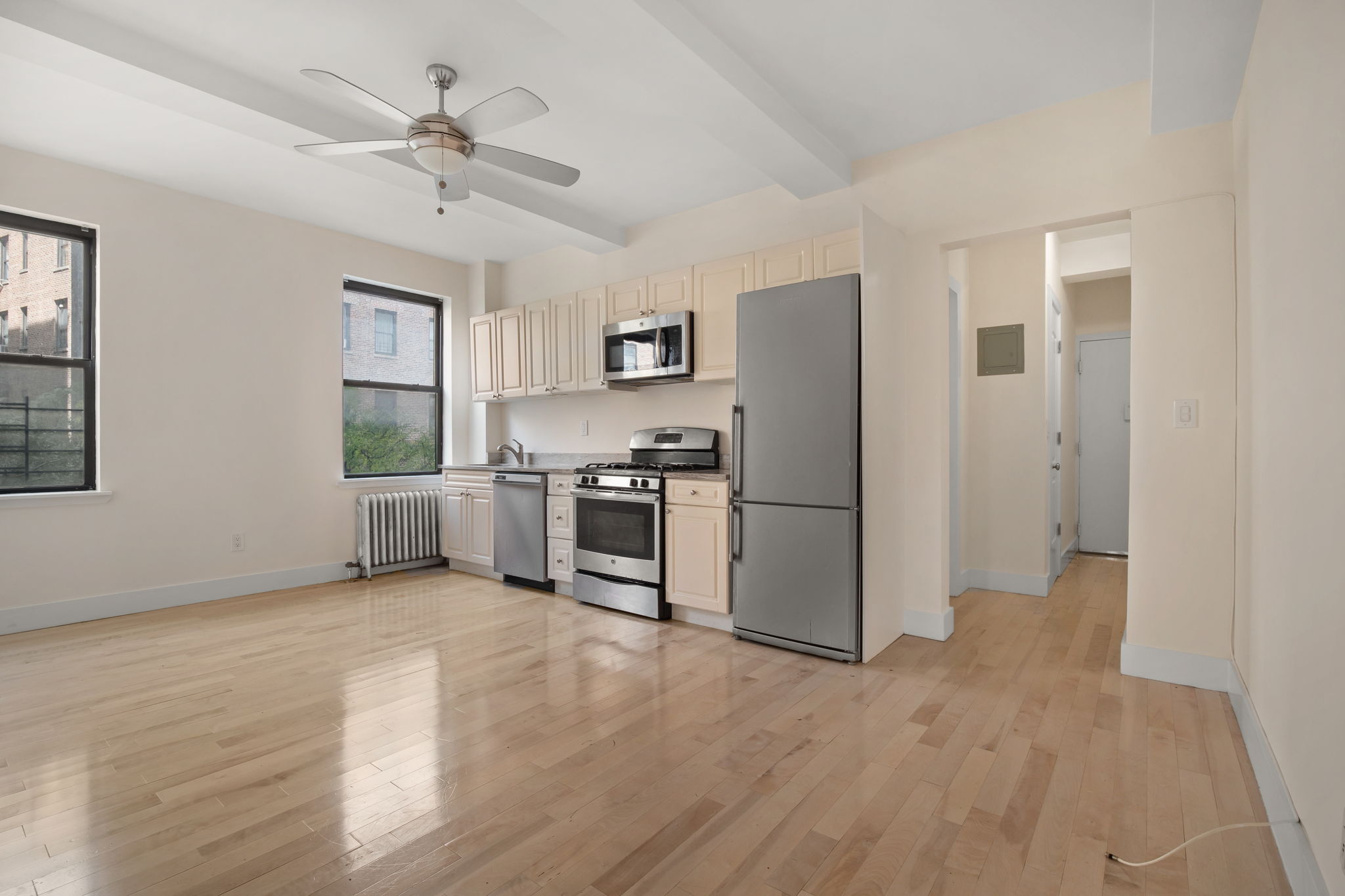 4113 Broadway, Unit 2D Manhattan, NY 10033 - Photo 1 of 13