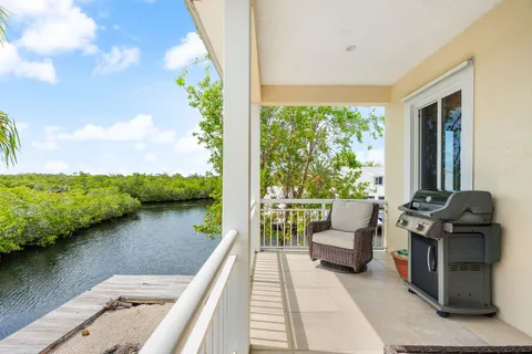 $1,689,000 | 365 Loeb Avenue, Key Largo, FL 33037