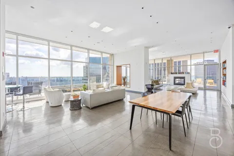 $1,999,000 | 75 Wall Street, Unit 25O | Financial District
