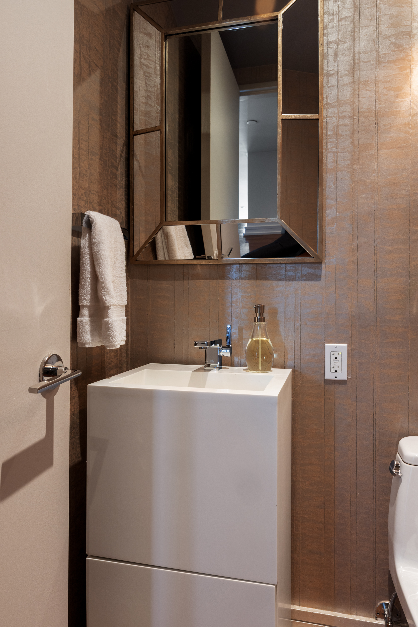 101 Warren Street, Unit 2220 Manhattan, NY 10007 - Photo 12 of 19 a close view of sink and mirror