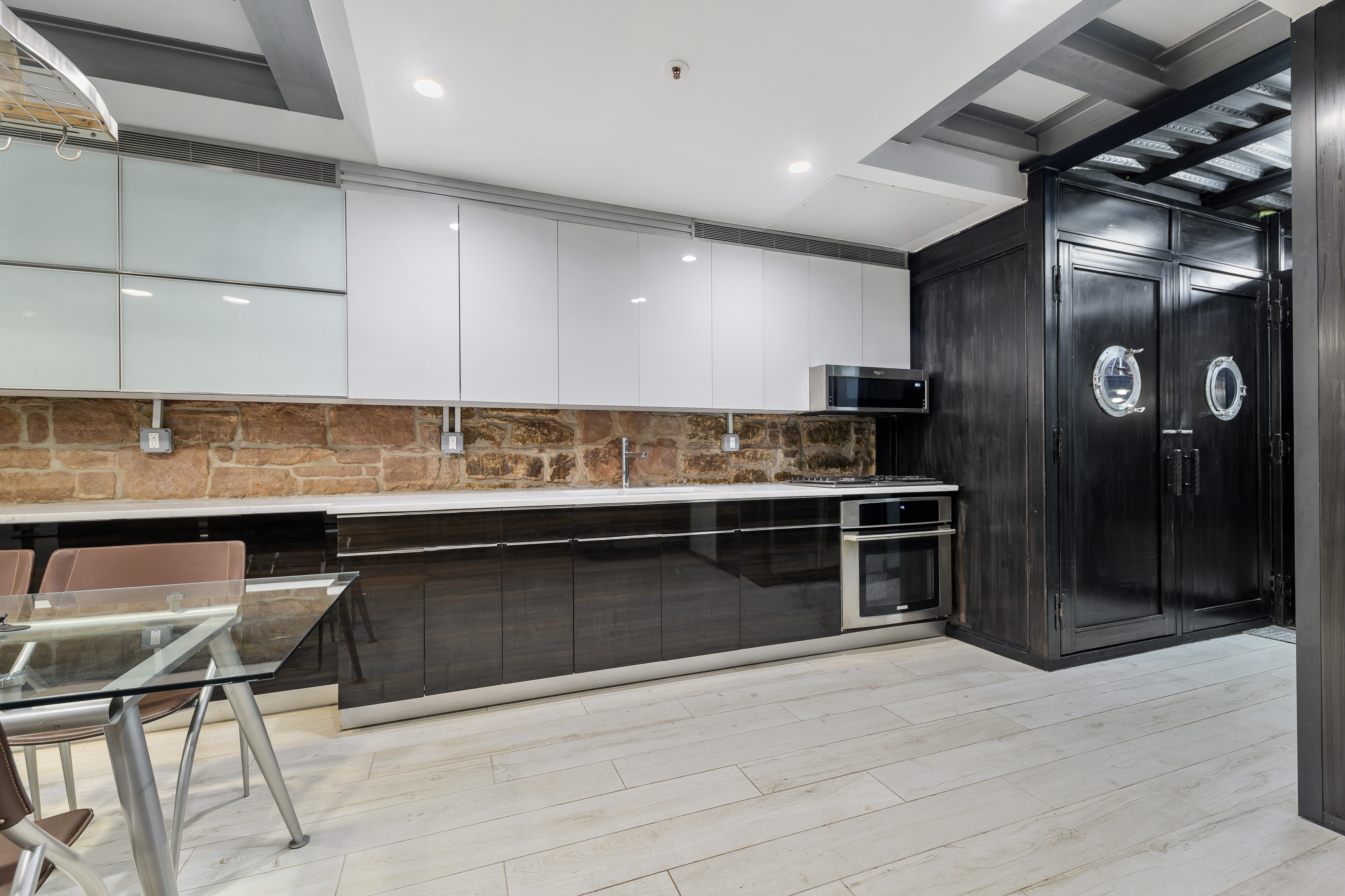 35 Perry Street, Unit GRDNDPLX Manhattan, NY 10014 - Photo 6 of 15