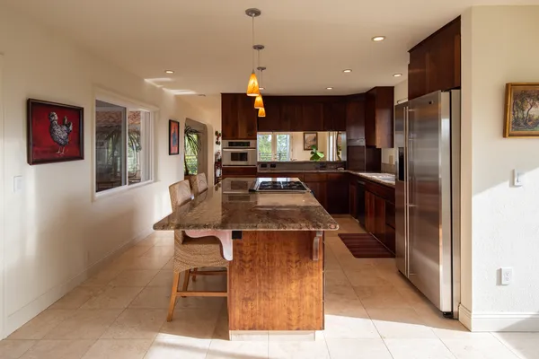 $1,695,000 | 1163 Mountain Pine Road, Cloverdale, CA 95425