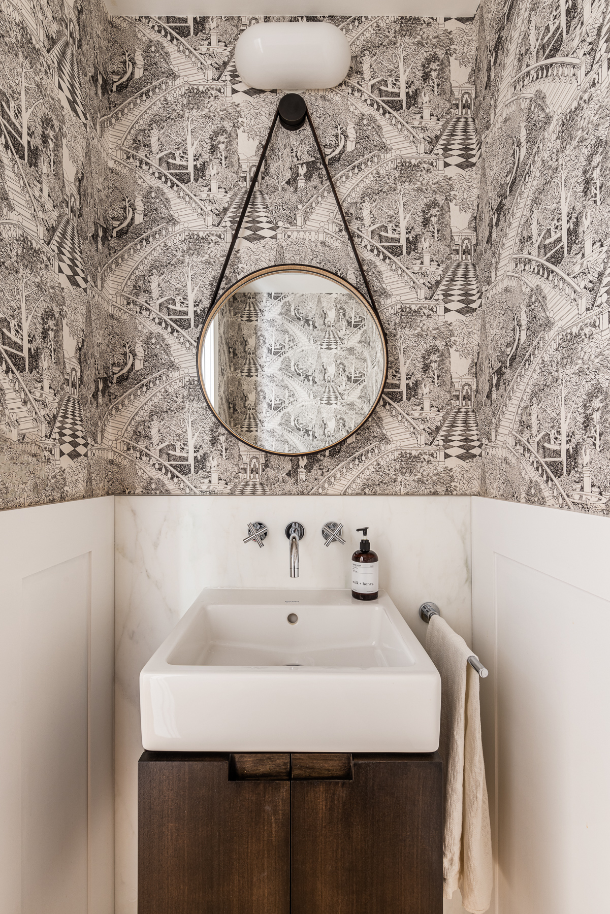 27 Vandam Street Manhattan, NY 10013 - Photo 17 of 25