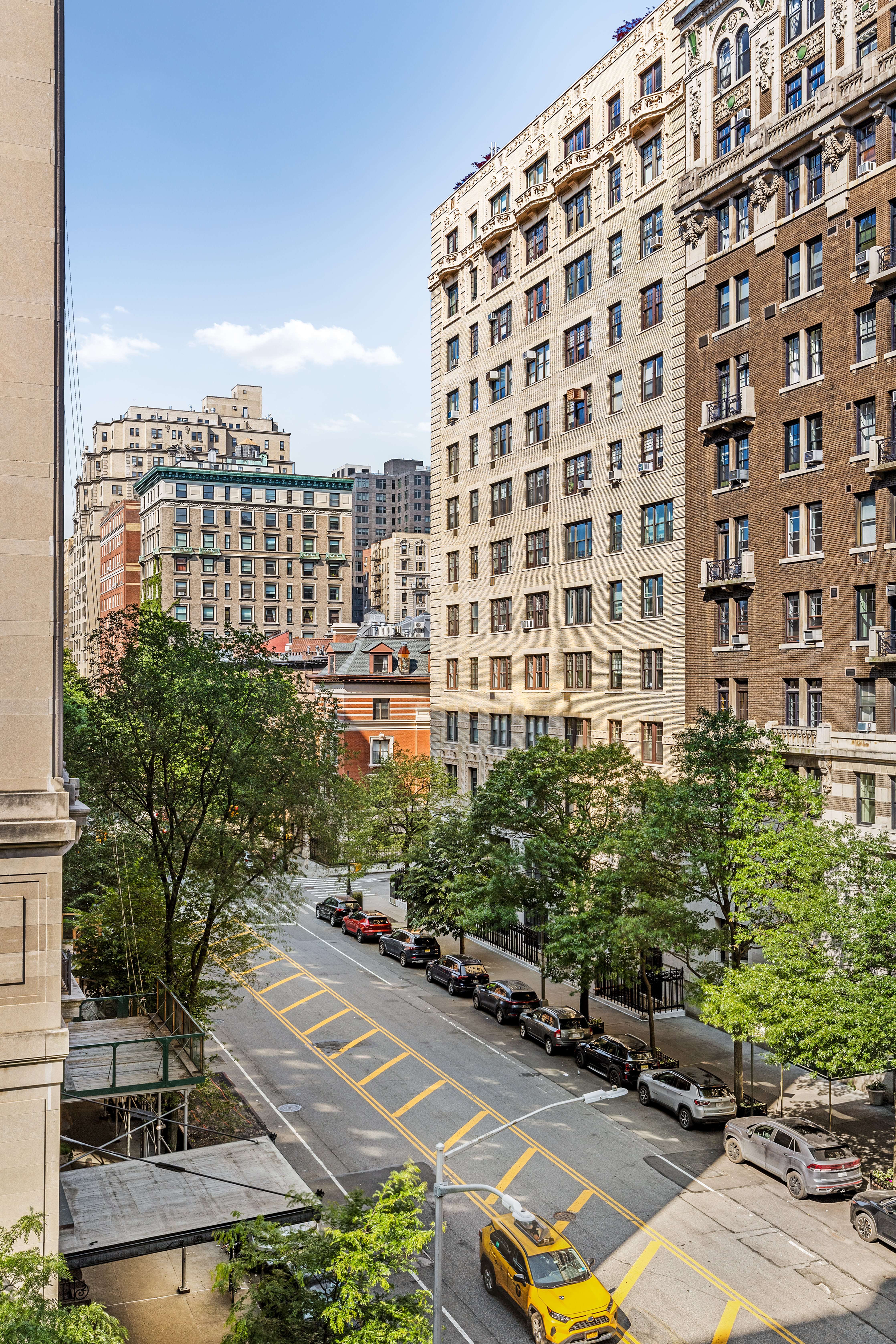 599 West End Avenue, Unit 5A Manhattan, NY 10024 - Photo 8 of 11 a view of a city with tall buildings