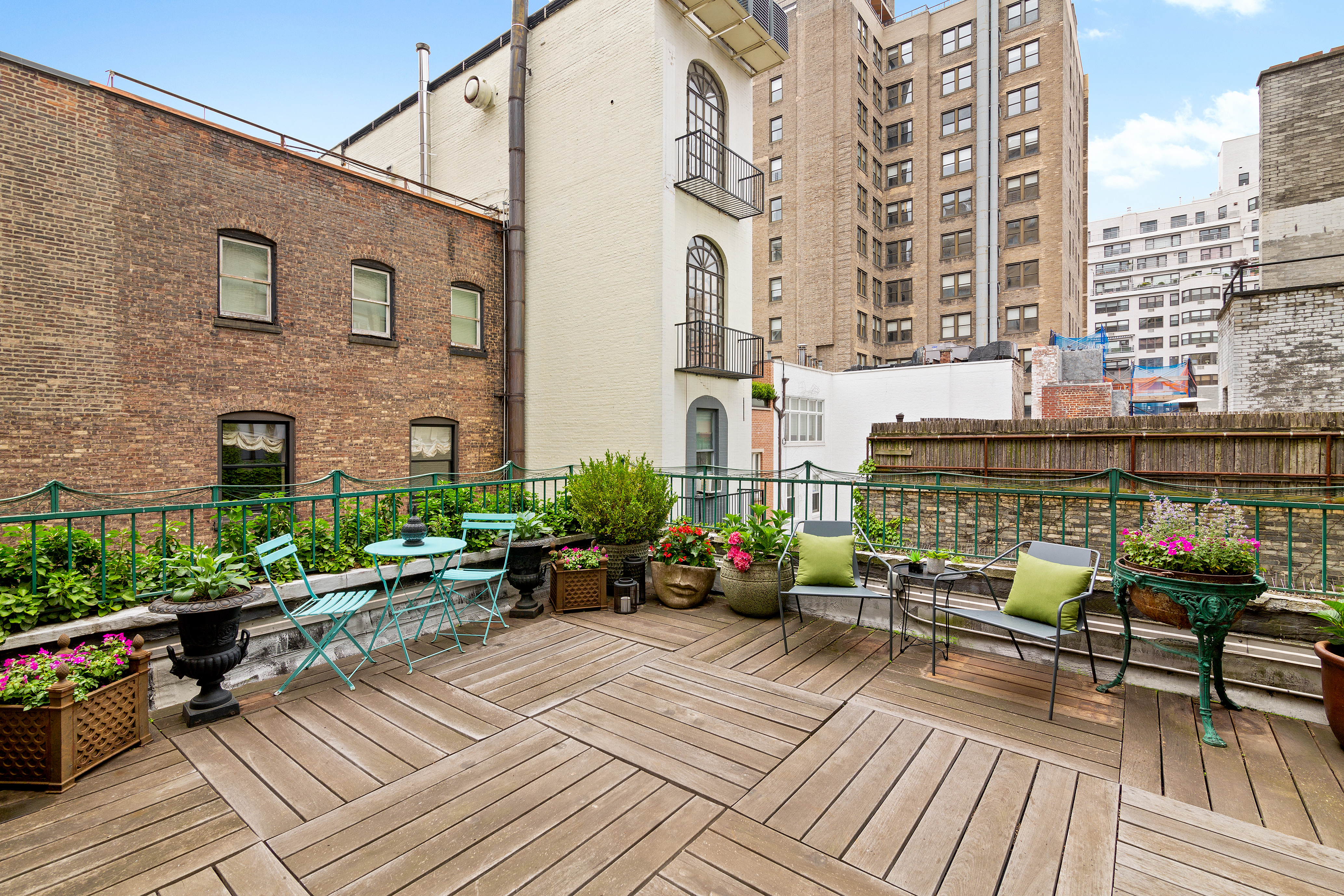 5 East 75th Street, Unit 6 Manhattan, NY 10021 - Photo 3 of 11