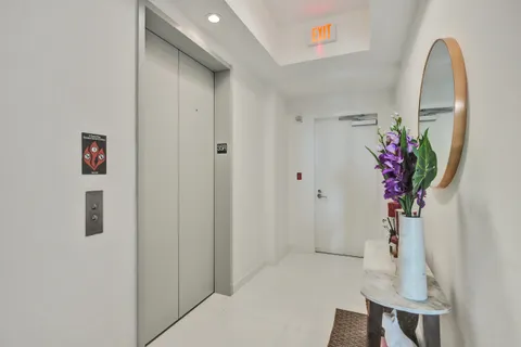 $725,000 | 851 Northeast 1st Avenue, Unit 3506, Miami, FL 33132