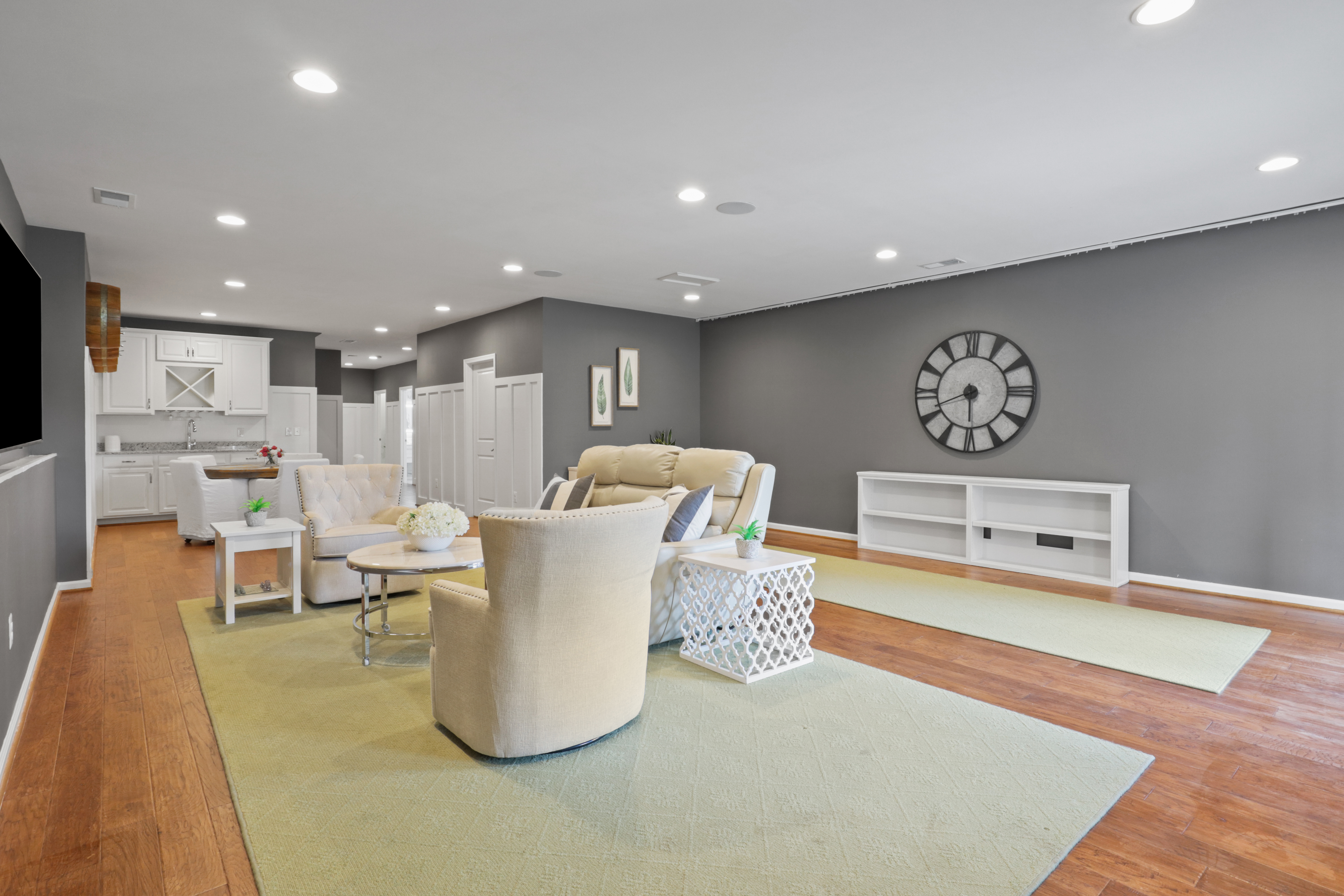 9101 Power House Road Lorton, VA 22079 - Photo 54 of 75 a living room with a couch and a table