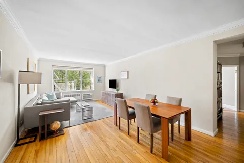 $1,295,000 | 235 West 70th Street, Unit 3FG | Upper West Side