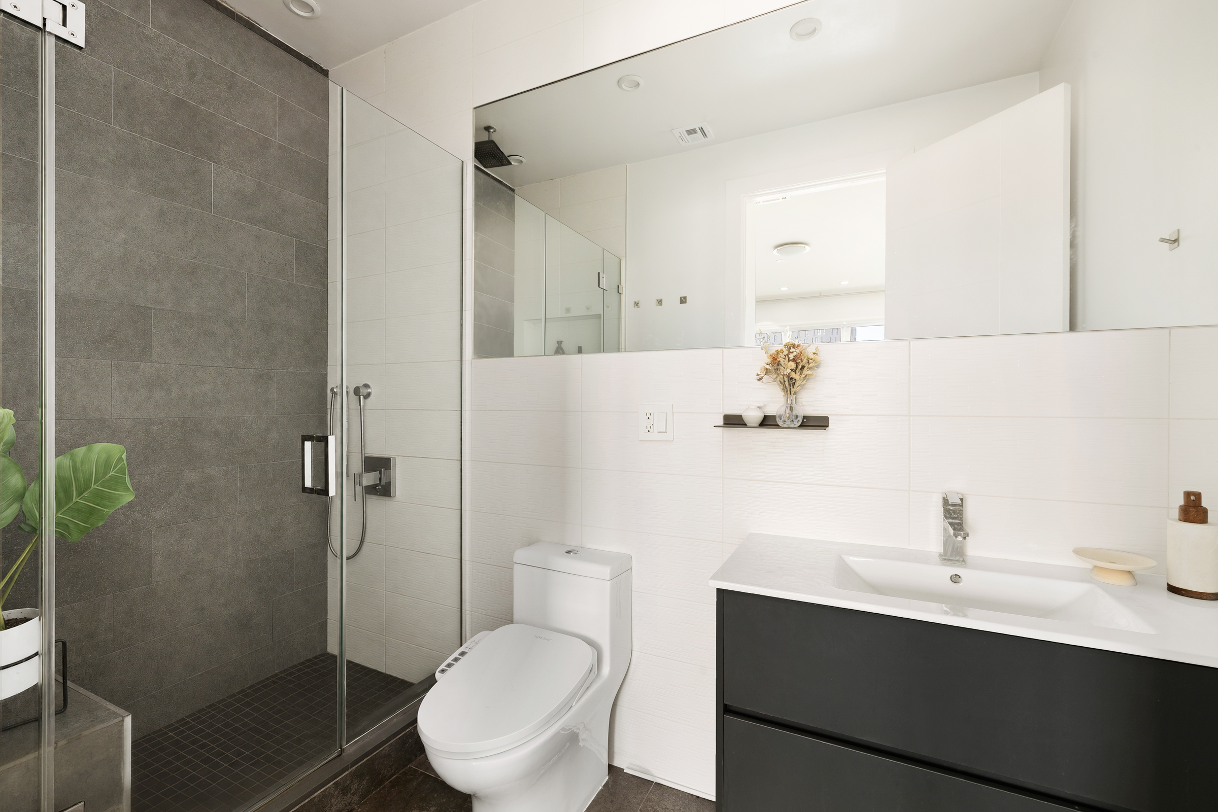 3 Ridgewood Place, Unit PH4 Brooklyn, NY 11237 - Photo 7 of 13 Gallery Image 7