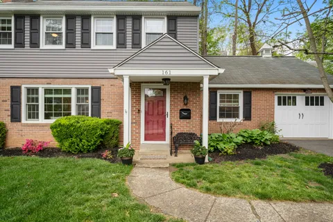 $1,050,000 | 161 Rolling Road, Bala Cynwyd, PA 19004