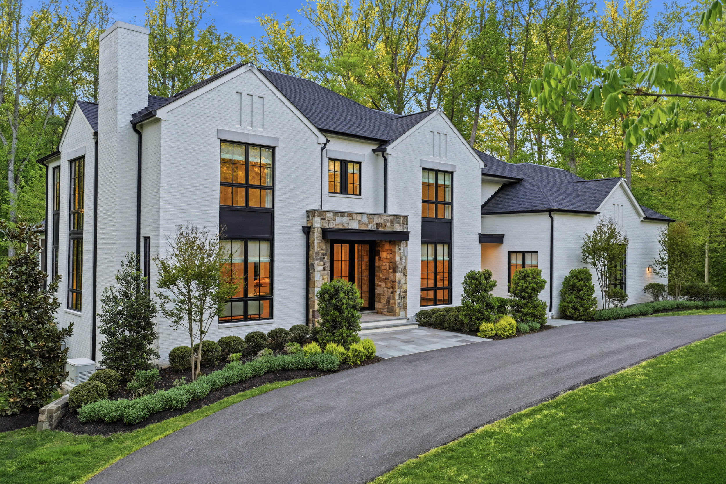 938 Saigon Road McLean, VA 22102 - Photo 1 of 47 Gallery Image 1