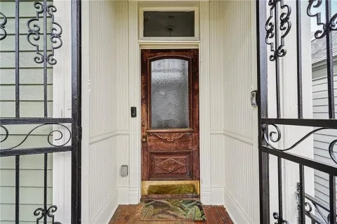 $529,000 | 335 South Murat Street, New Orleans, LA 70119