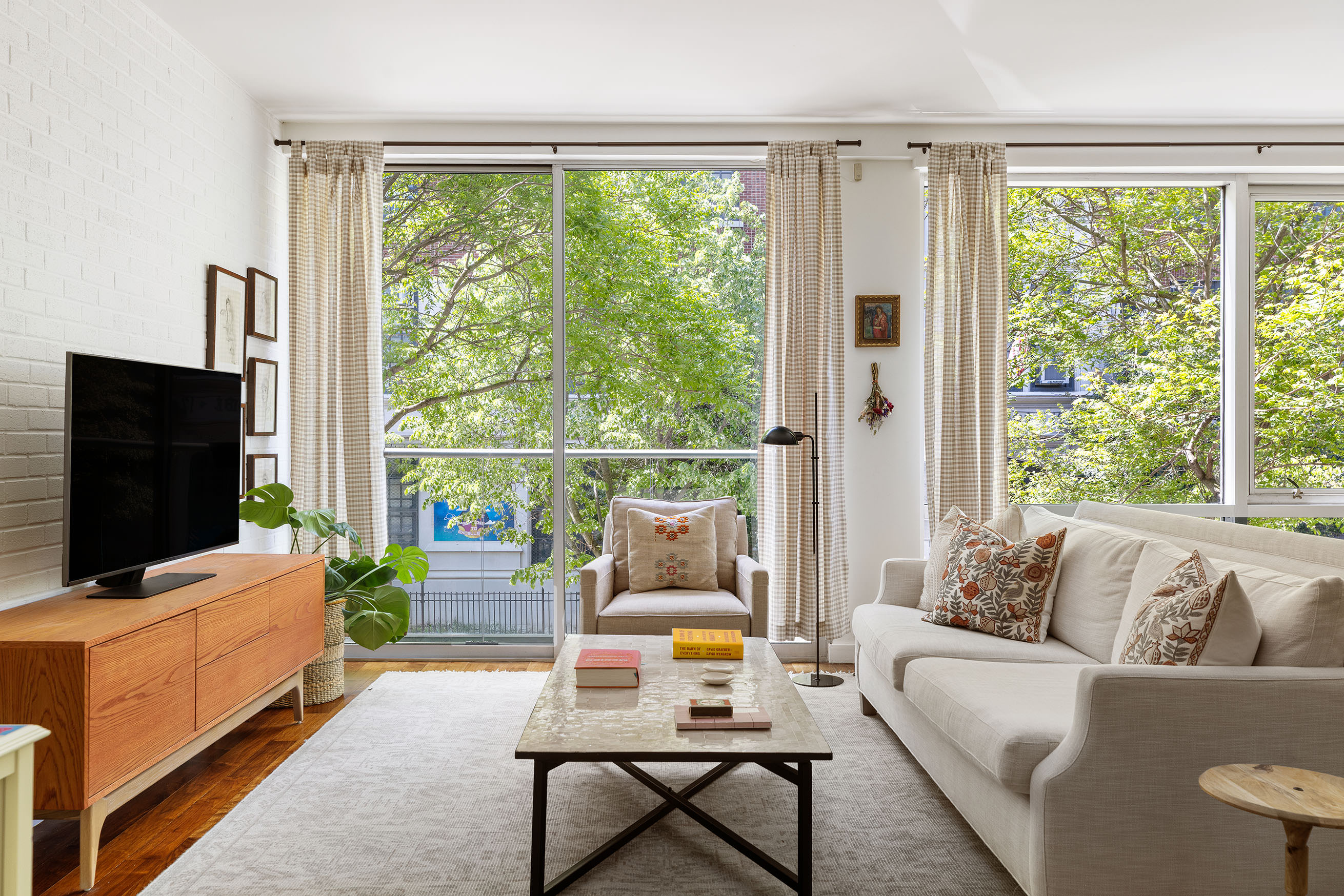 211 North 5th Street, Unit 2A Brooklyn, NY 11211 - Photo 6 of 14