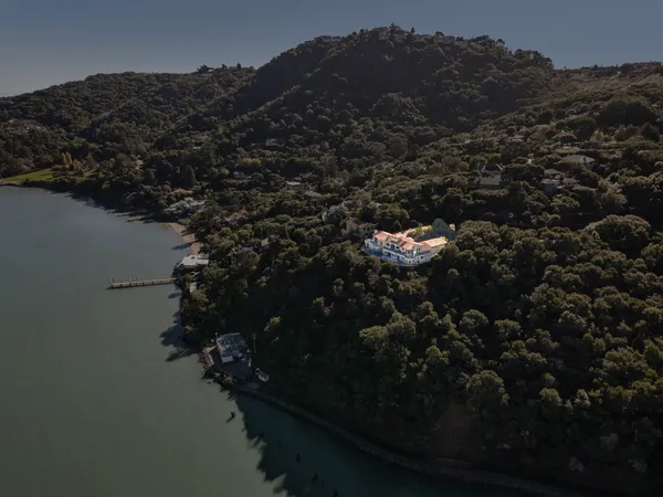 $12,000,000 | 3680 Paradise Drive, Belvedere Tiburon, CA 94920