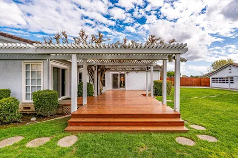 $2,068,000 | Stonebridge Drive, Napa, CA 94558