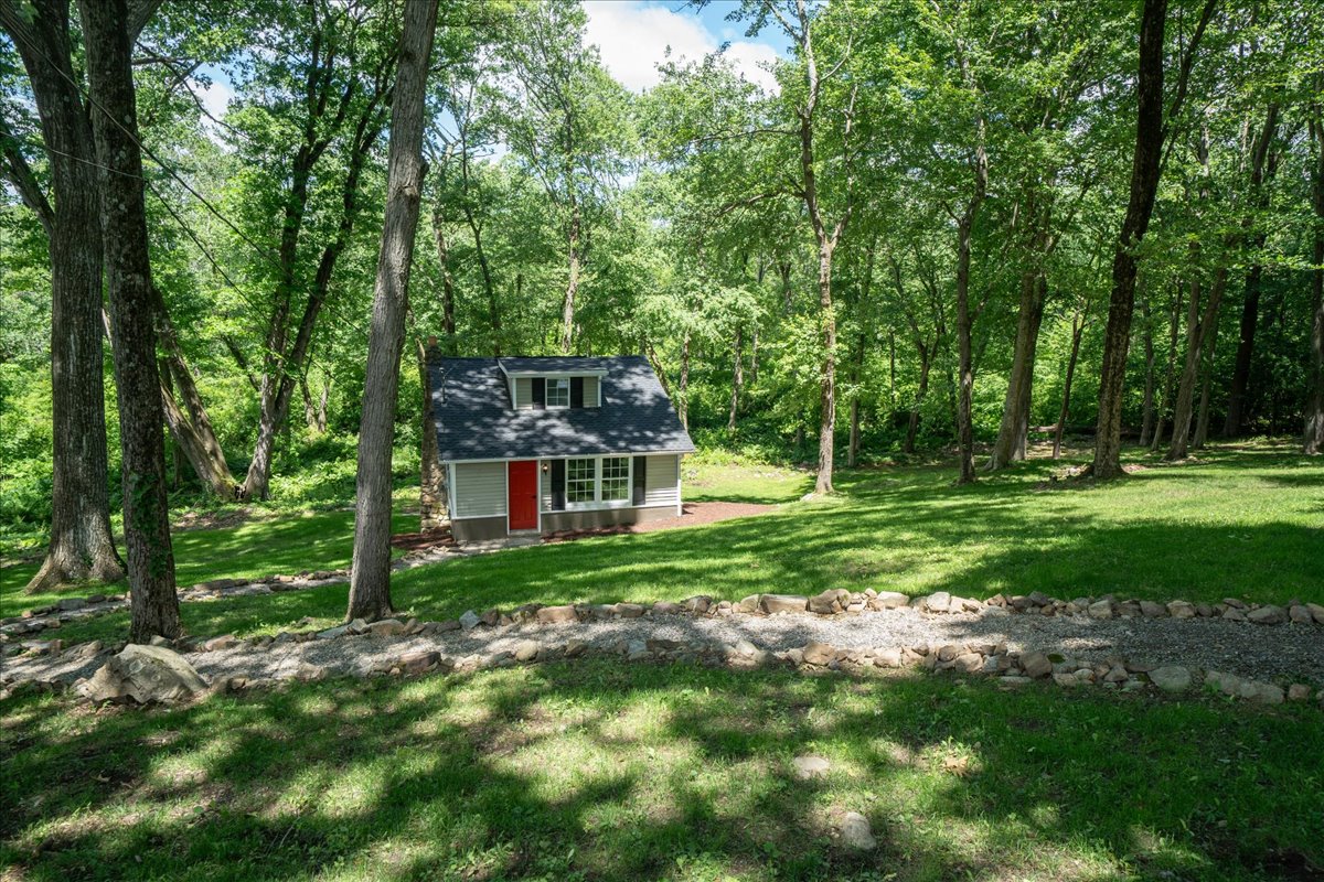 20 Kingsland Road Stanhope , NJ 07874 - Photo 3 of 37