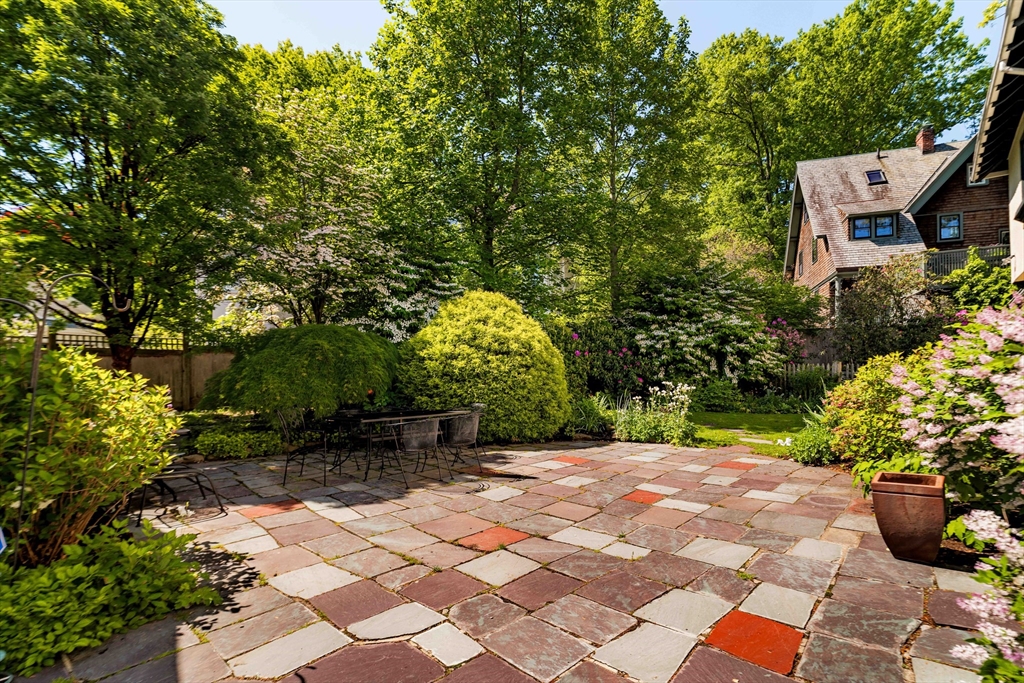 17 Chesham Road Brookline, MA 02445 - Photo 32 of 33 Gallery Image 32