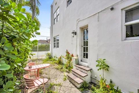 $4,250,000 | 7643 Harding Avenue, Miami Beach, FL 33141