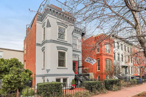 $799,900 | 313 M Street Northwest, Washington, DC 20001