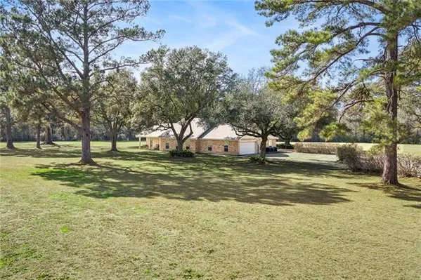 $685,000 | 82243 Old Military Road, Bush, LA 70431